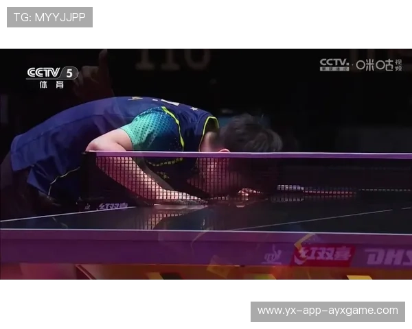 夺冠后亲吻腰带落泪