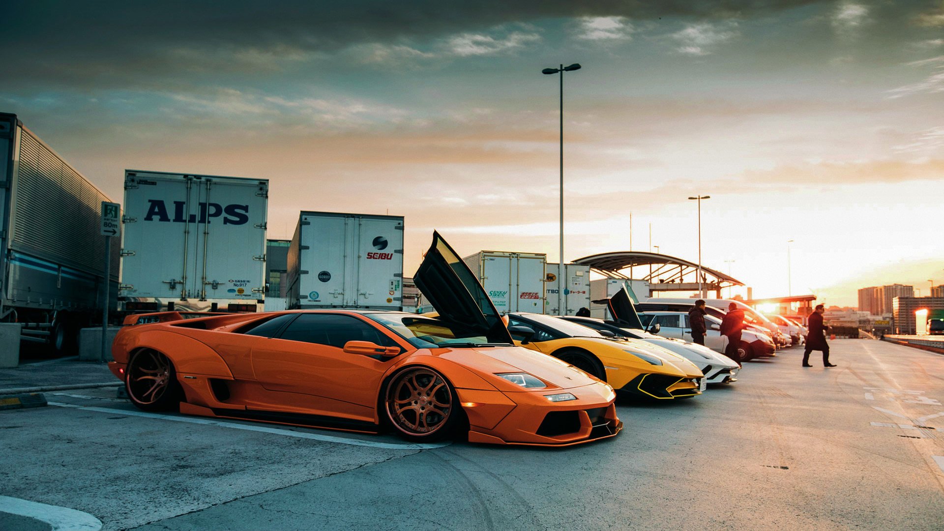 爱游戏体育（AYX）官方APP下载-英超竞争激烈，数支豪门迎来关键战役